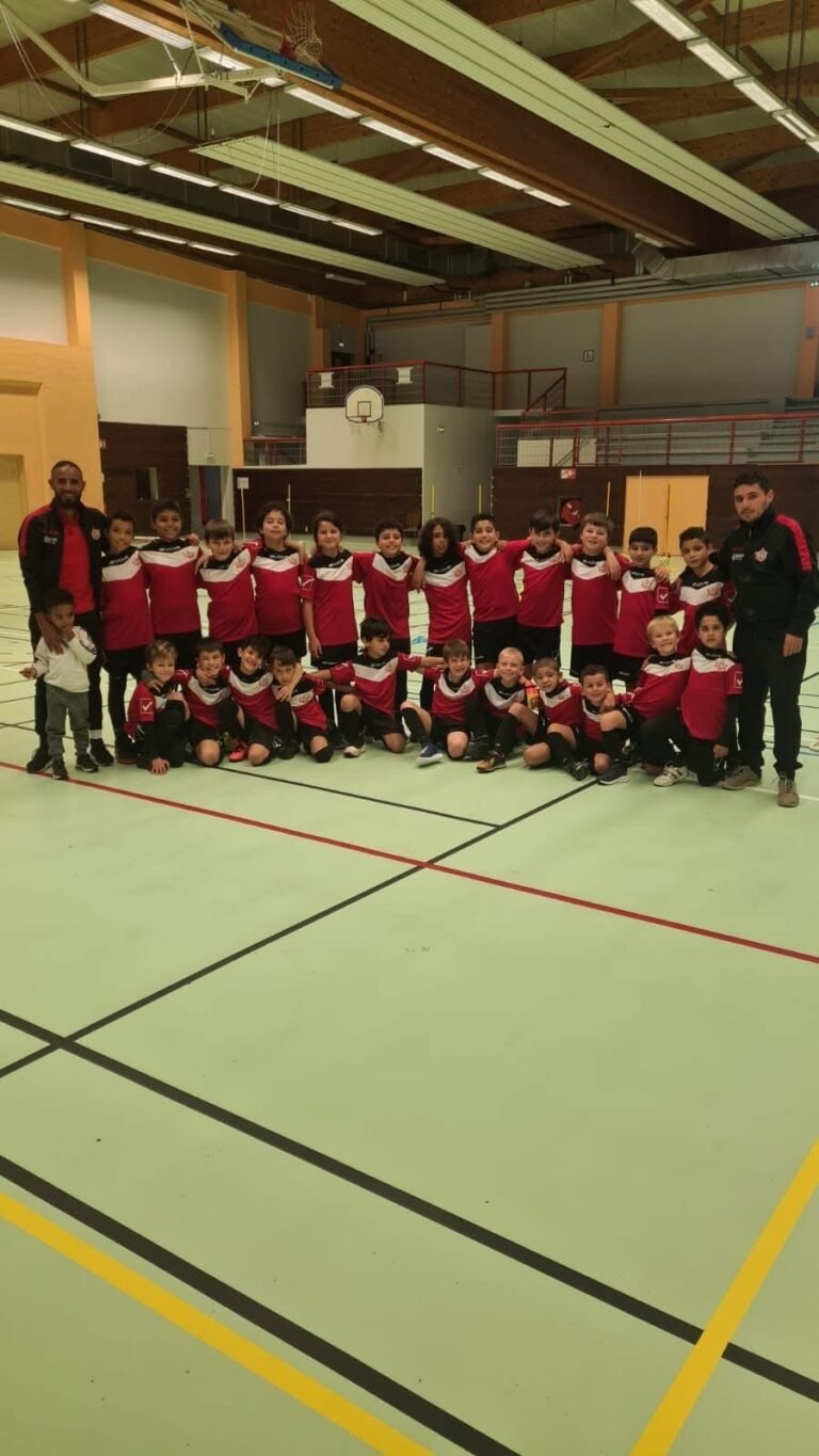Équipe de Cernay en tenues de football ELA SPORTS